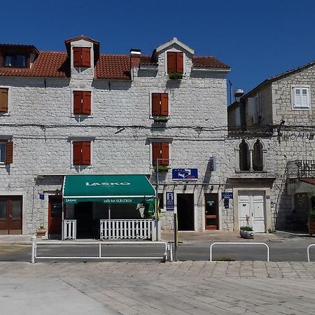 Apartments Riva تروغير المظهر الخارجي الصورة